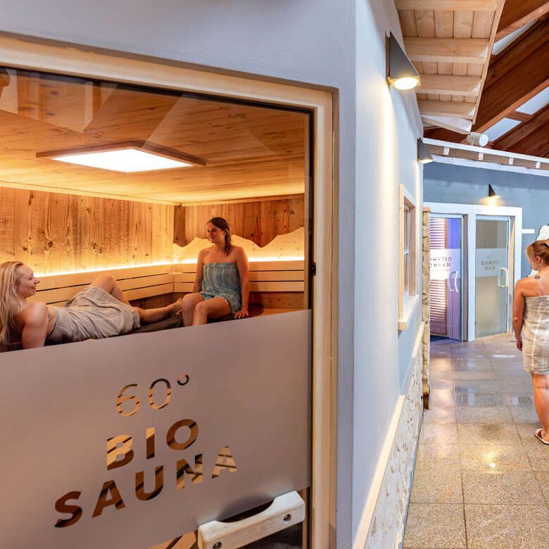 Bio-Sauna im Damenbereich Bio-Sauna im Damenbereich