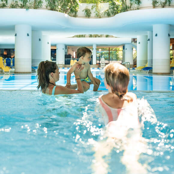 Familienspaß im Erlebnisbad Aquaria