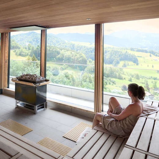 Aquaria Panoramasauna mit Ausblick auf die Allgäuer Berge